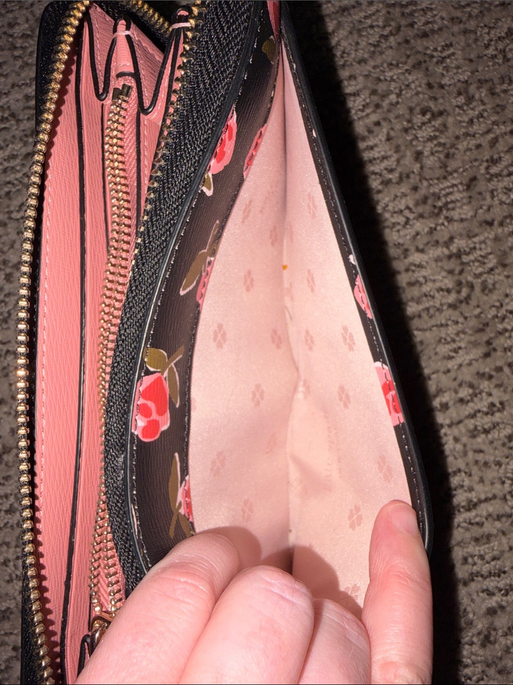 kate spade Black Pink Floral Zip-Around Wallet NWOT - Picture 7 of 14